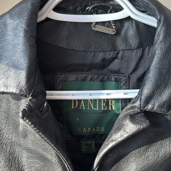 DANIER Women’s Leather Jacket - Picture 2 of 4